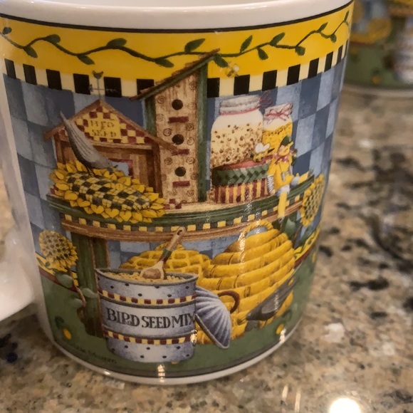 Garden Vignette Debbie Mumm Sakura Mugs  🐝 🦋 🌻 - Picture 3 of 8